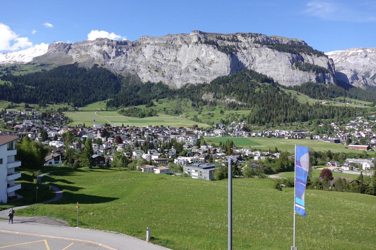 Hotel Restaurant Chesa Flims Exterior photo